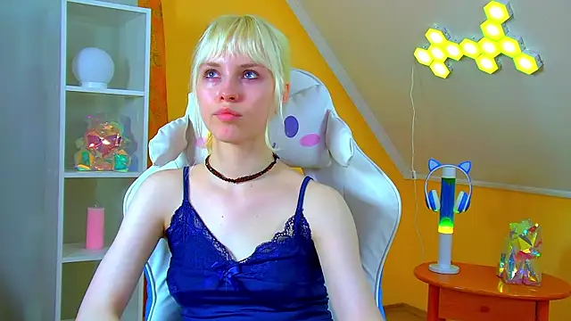 Chat +18 de HannahHollis ao vivo