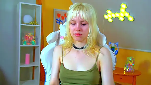 HannahHollis' Live XXX Chat