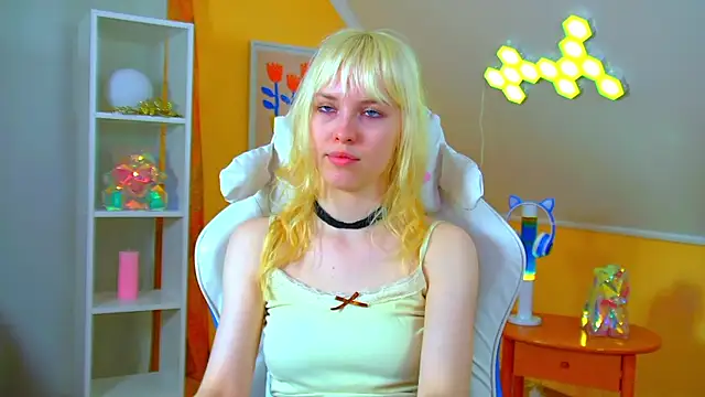 HannahHollis Adlı Modelin Canlı XXX Sohbeti