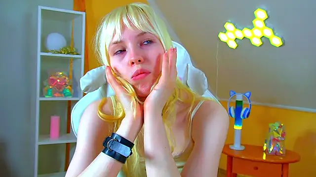 Živý XXX chat HannahHollis
