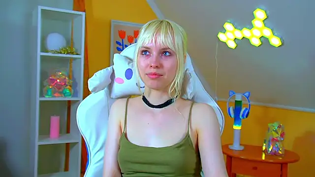 Chat XXX en directo de HannahHollis