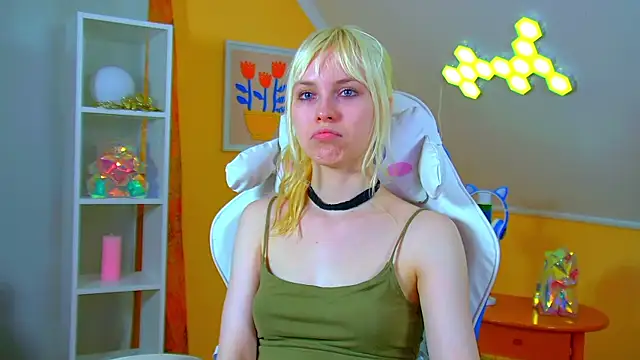 HannahHollis' Live XXX Chat