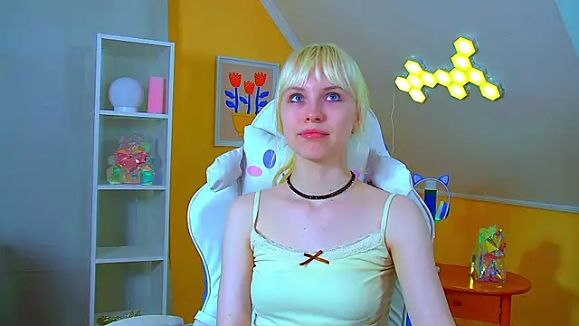 HannahHollis' Live XXX Chat