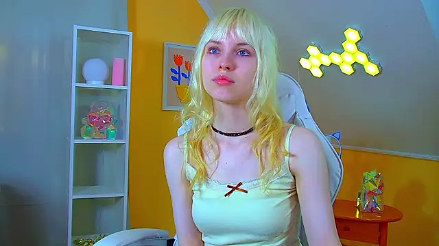 HannahHollis Adlı Modelin Canlı XXX Sohbeti