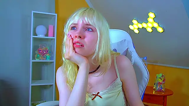 HannahHollis' Live XXX Chat