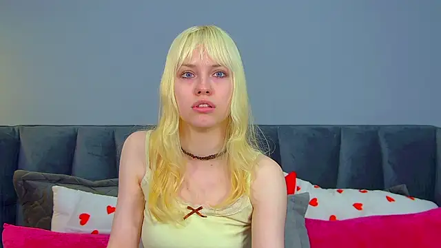 צ'אט XXX בשידור חי של HannahHollis
