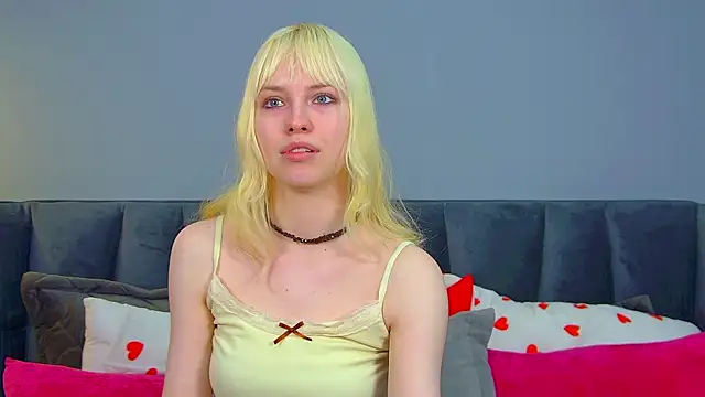 Chat XXX en directo de HannahHollis