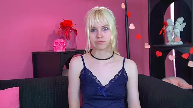 HannahHollis Adlı Modelin Canlı XXX Sohbeti