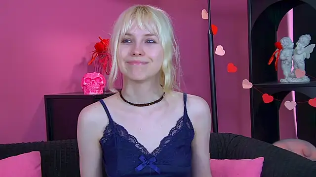 Živý XXX chat HannahHollis