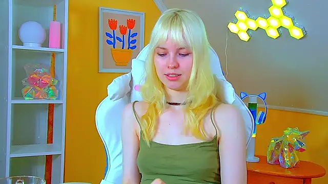 HannahHollis Adlı Modelin Canlı XXX Sohbeti