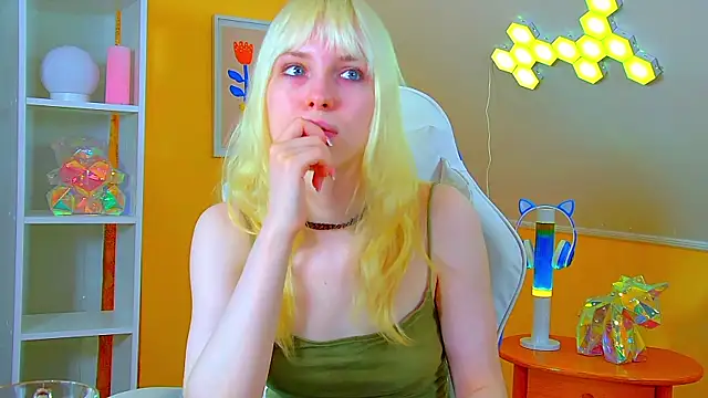 Chat XXX en directo de HannahHollis