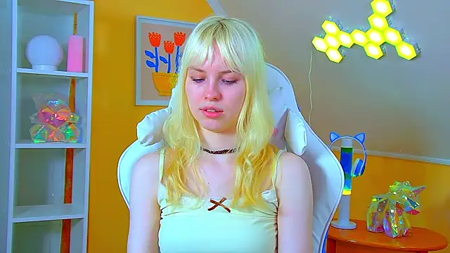 Chat +18 de HannahHollis ao vivo