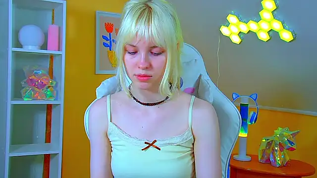 دردشة HannahHollis الجنسية المباشرة