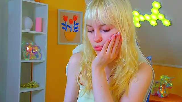 Chat XXX en directo de HannahHollis