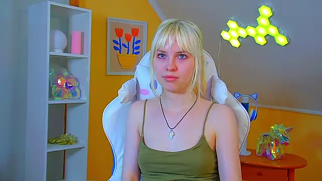 دردشة HannahHollis الجنسية المباشرة