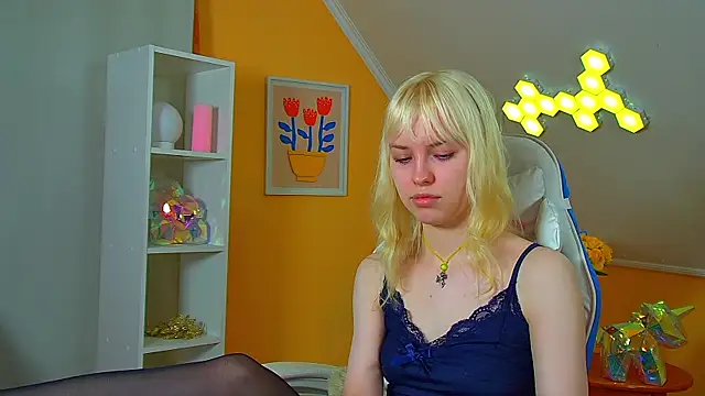 HannahHollis' Live XXX Chat