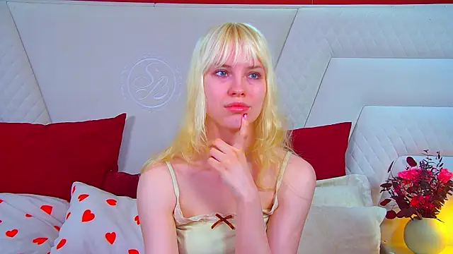 HannahHollis Adlı Modelin Canlı XXX Sohbeti