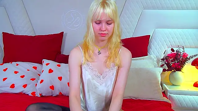 HannahHollis' Live XXX Chat
