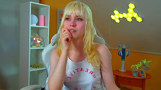 Chat XXX en directo de HannahHollis