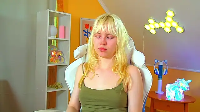 دردشة HannahHollis الجنسية المباشرة