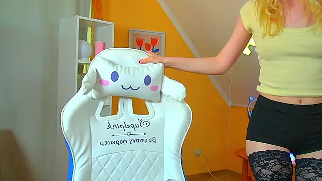 HannahHollis' Live XXX Chat