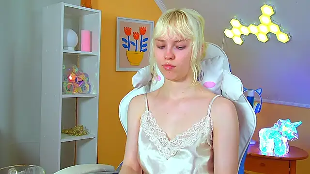 Chat XXX en directo de HannahHollis