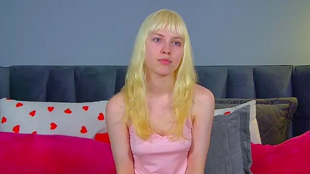 HannahHollis Adlı Modelin Canlı XXX Sohbeti