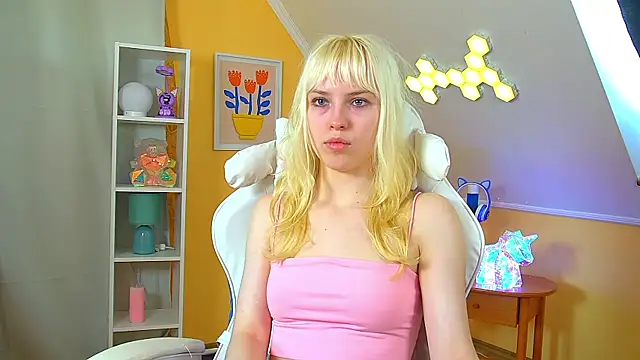 Chat XXX en directo de HannahHollis
