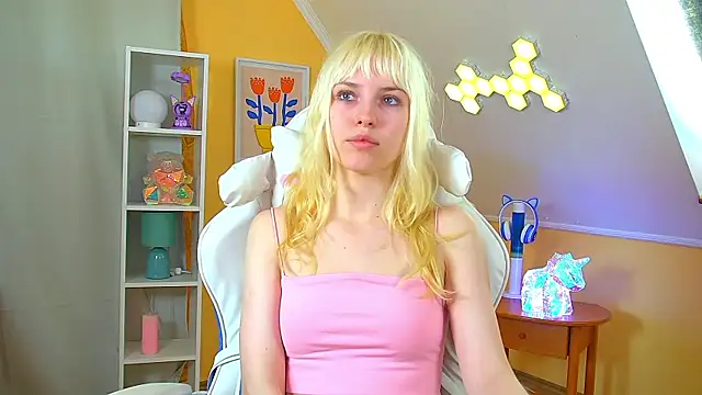 HannahHollis' Live XXX Chat