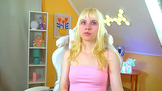 Chatroom XXX en direct de HannahHollis