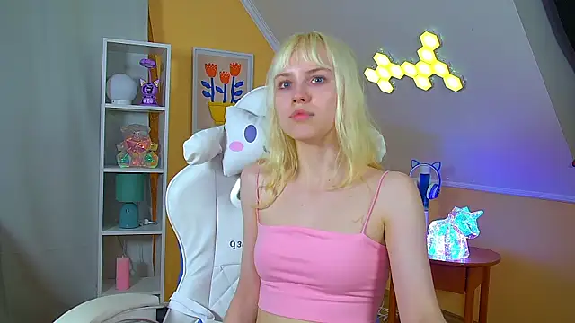 Chatroom XXX en direct de HannahHollis