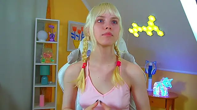 HannahHollis – Naživo XXX chat