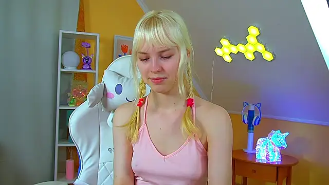 HannahHollis' Live XXX Chat