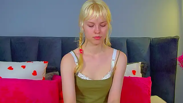 Chat XXX en directo de HannahHollis
