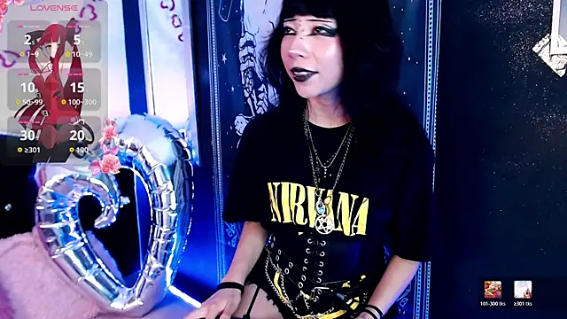 KiomyVamp webkamerás műsora