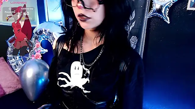 KiomyVamp Webcam-Show