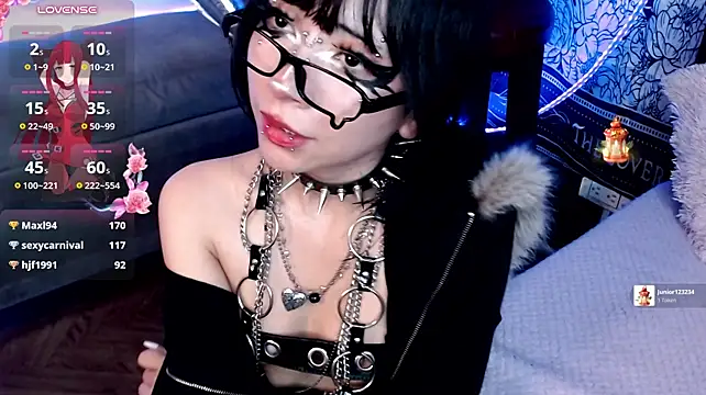 KiomyVamp's Webcam Show
