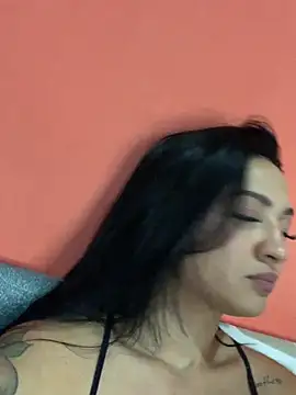 casalsafadoll Adlı Modelin Web Kamerası Şovu