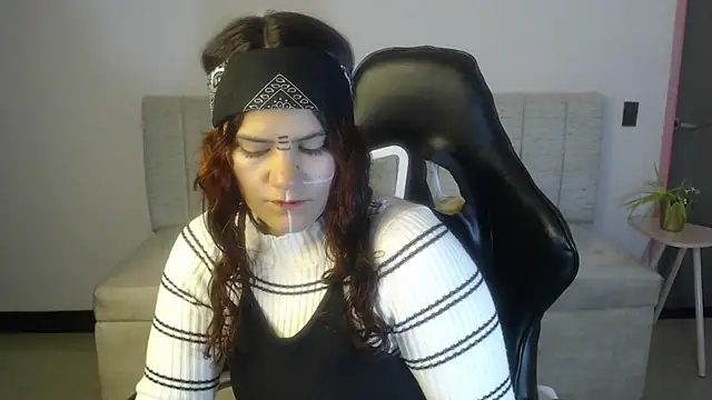 Scarlett_jhonson_ch Show Webcam