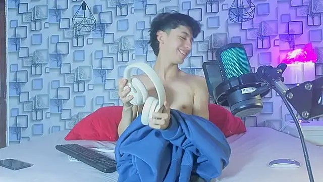 Twink_Sebas7 – Kamerová šou