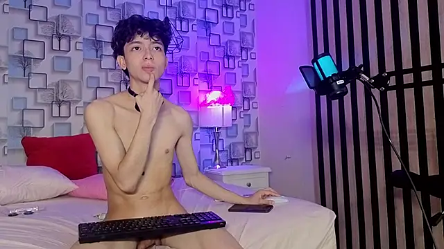 Twink_Sebas7 Webcamshow