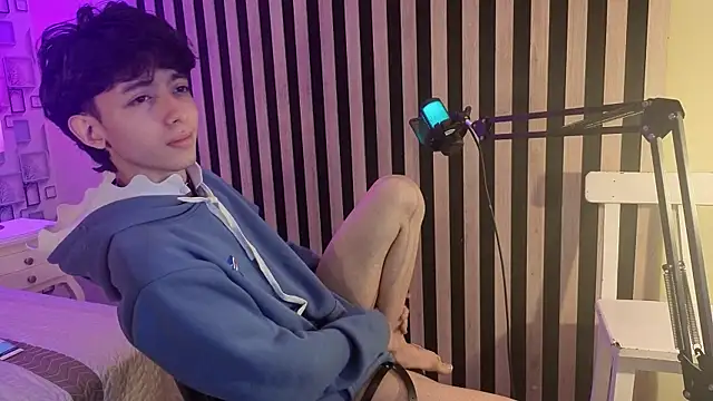 Twink_Sebas7 Adlı Modelin Web Kamerası Şovu