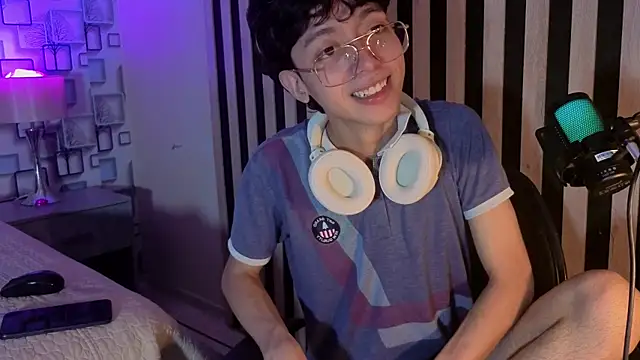 Twink_Sebas7 Adlı Modelin Web Kamerası Şovu