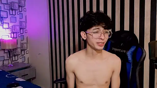 Twink_Sebas7 – Kamerová šou