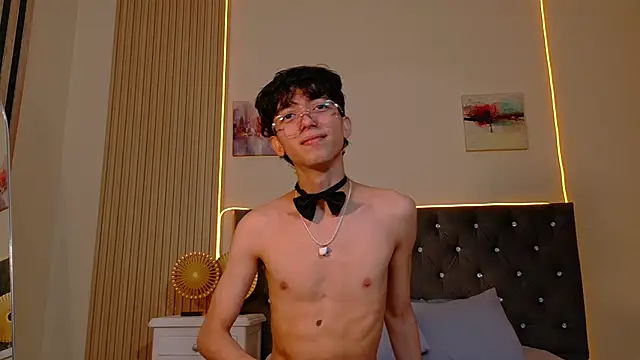 Twink_Sebas7 webkamerás műsora