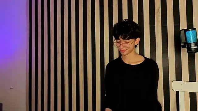Twink_Sebas7のウェブカメラショー