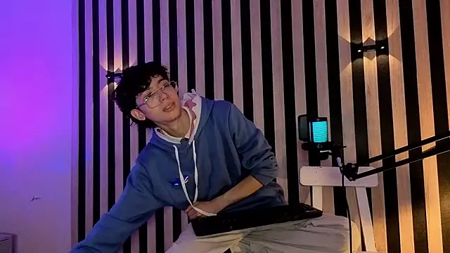 Twink_Sebas7 Webcam-Show