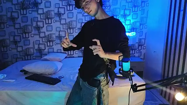 Twink_Sebas7のウェブカメラショー