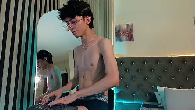 Twink_Sebas7 웹캠 쇼