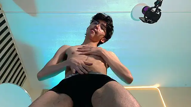 Twink_Sebas7 网络视讯表演